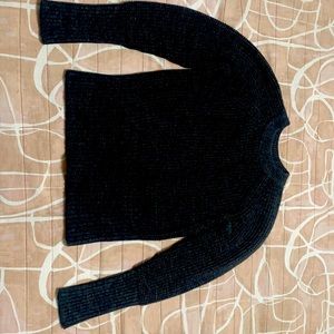 Dark Gray sweater. Universal Thread. XS Women